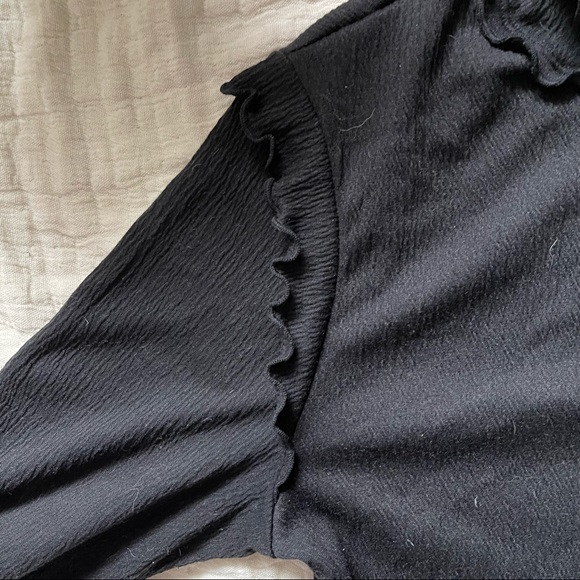 Who What Wear mock lettuce hem turtle neck size medium black 2000s 90s y2k - Picture 3 of 5